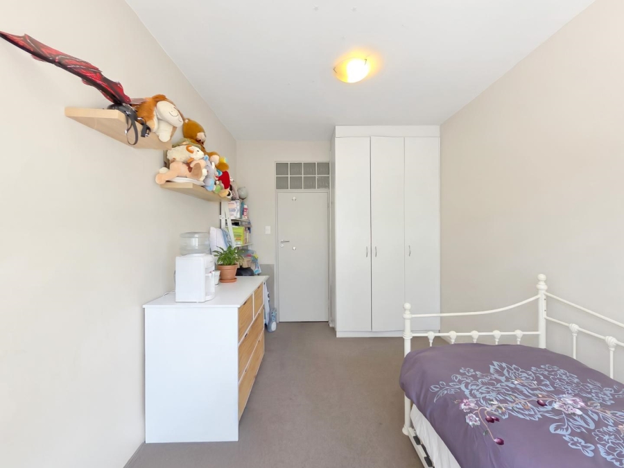 2 Bedroom Property for Sale in Sea Point Western Cape